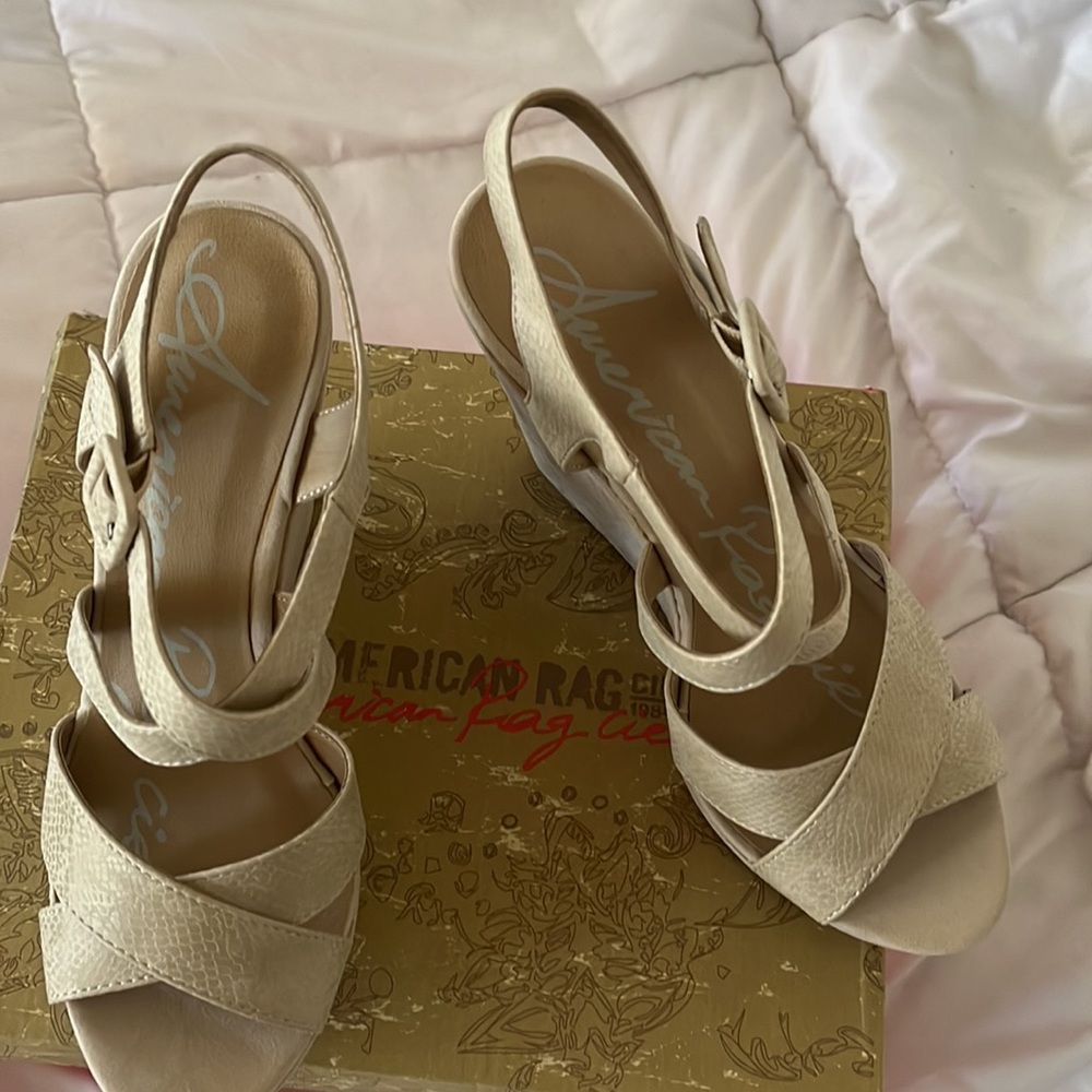 American Rag Wedges - Picture 2 of 9